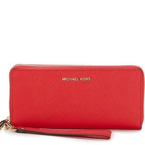 Michael Kors Jet Set Continental Wallet
